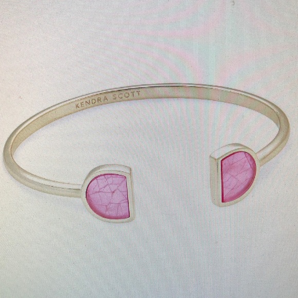 Kendra Scott Jewelry - 🎁 Kendra Scott Luna Cuff